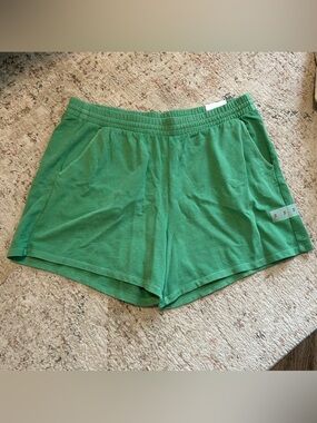 NWT | Green Women's Casual Elastic-Waist Shorts